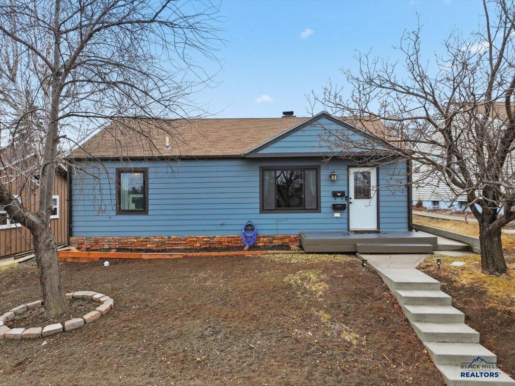 613 ST ANDREW, Rapid City, SD 57701