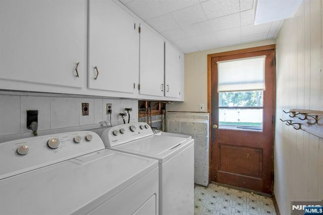 40 Furman Drive, Emerson, NJ 07630
