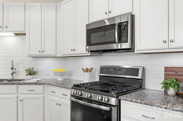 5232 Courtyard Lane, Belmont, NC 28012