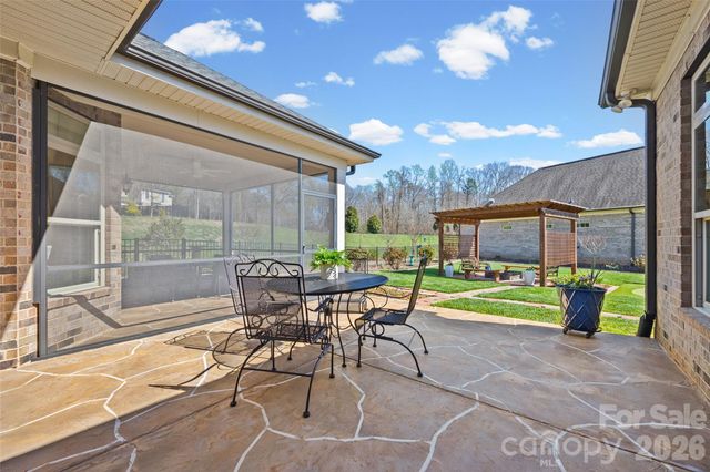 5232 Courtyard Lane, Belmont, NC 28012