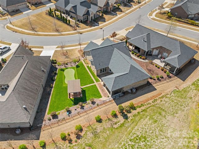 5232 Courtyard Lane, Belmont, NC 28012