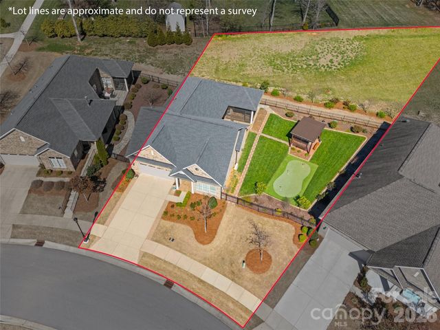 5232 Courtyard Lane, Belmont, NC 28012