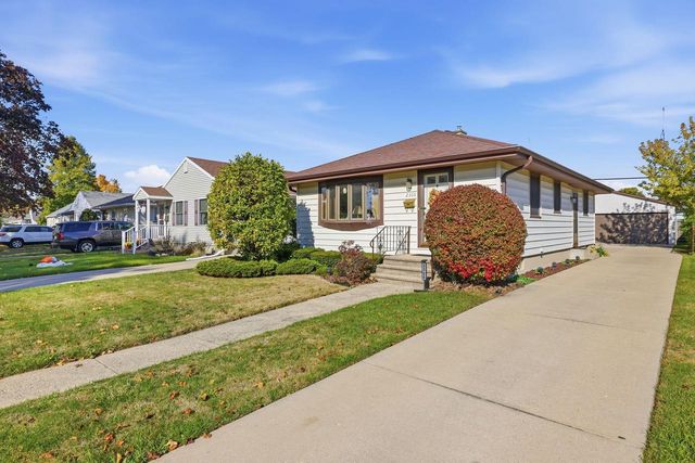 2306 26th STREET, Kenosha, WI 53140