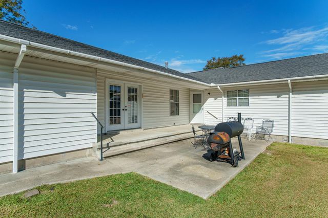 107 Gay Ave., Hattiesburg, MS 39401
