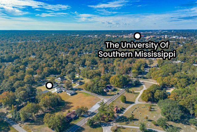 107 Gay Ave., Hattiesburg, MS 39401