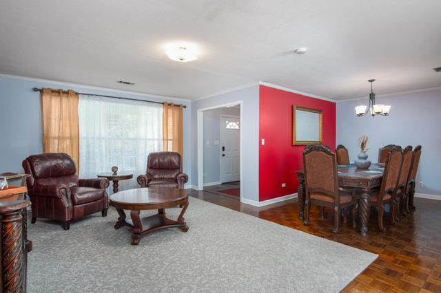 107 Gay Ave., Hattiesburg, MS 39401