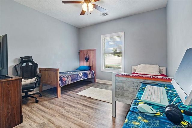 1258 S Perkins Ferry Road, Lake Charles, LA 70611