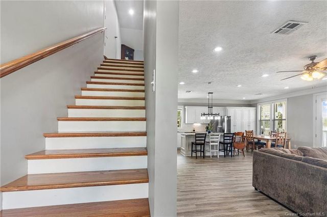 1258 S Perkins Ferry Road, Lake Charles, LA 70611