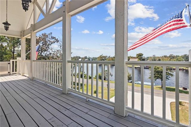 1258 S Perkins Ferry Road, Lake Charles, LA 70611