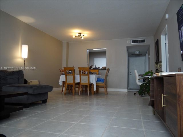 3725 S Ocean Drive 607, Hollywood, FL 33019