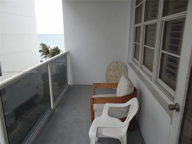 3725 S Ocean Drive 607, Hollywood, FL 33019