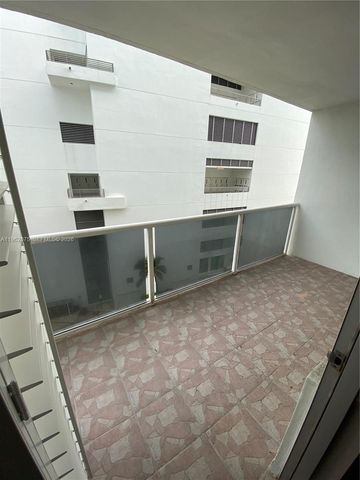 3725 S Ocean Drive 607, Hollywood, FL 33019
