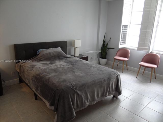 3725 S Ocean Drive 607, Hollywood, FL 33019