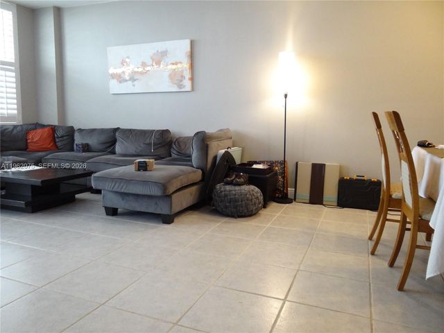 3725 S Ocean Drive 607, Hollywood, FL 33019
