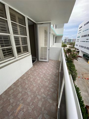 3725 S Ocean Drive 607, Hollywood, FL 33019