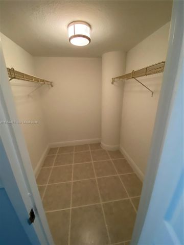 3725 S Ocean Drive 607, Hollywood, FL 33019