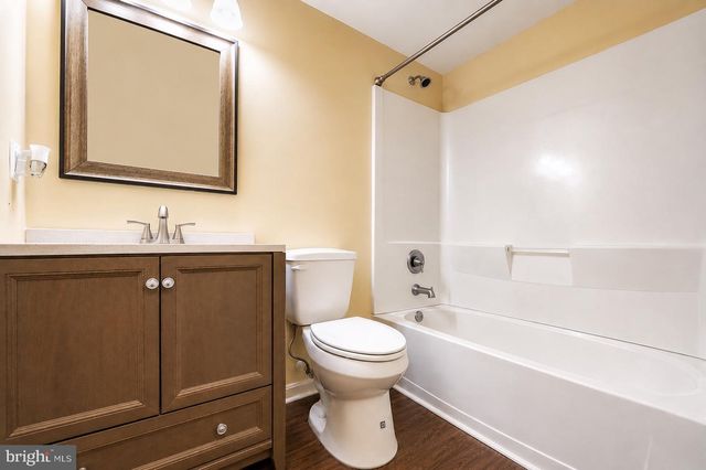 990 CARAVAN TRL, Owings, MD 20736