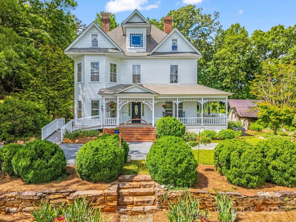 1111 Bills Creek Road, Lake Lure, NC 28746