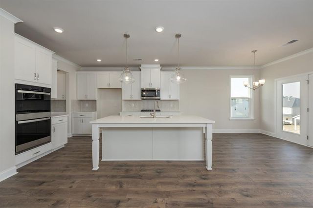 1621 Westland Court, Bogart, GA 30622