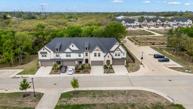 6834 Neals Way, Arlington, TX 76001