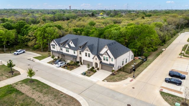 6834 Neals Way, Arlington, TX 76001
