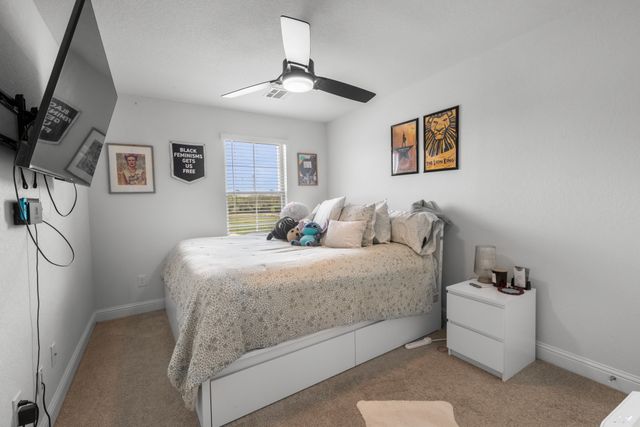 6834 Neals Way, Arlington, TX 76001