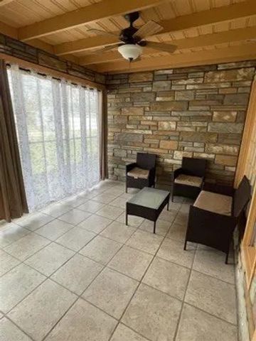 4426 Glasgow Rd, Burkesville, KY 42717