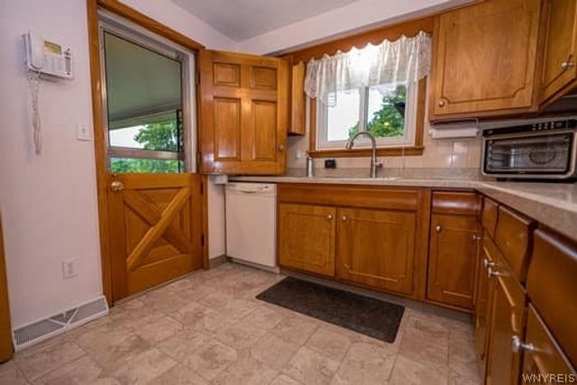 178 Bigelow Place, Cheektowaga, NY 14043