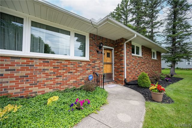 178 Bigelow Place, Cheektowaga, NY 14043