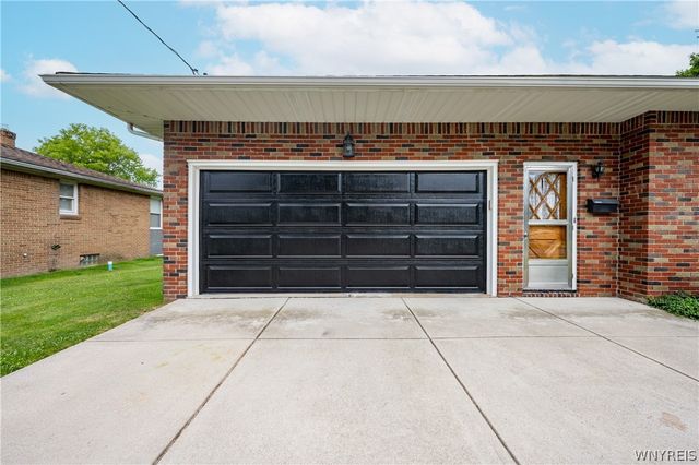 178 Bigelow Place, Cheektowaga, NY 14043