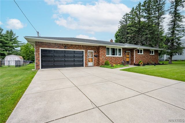 178 Bigelow Place, Cheektowaga, NY 14043