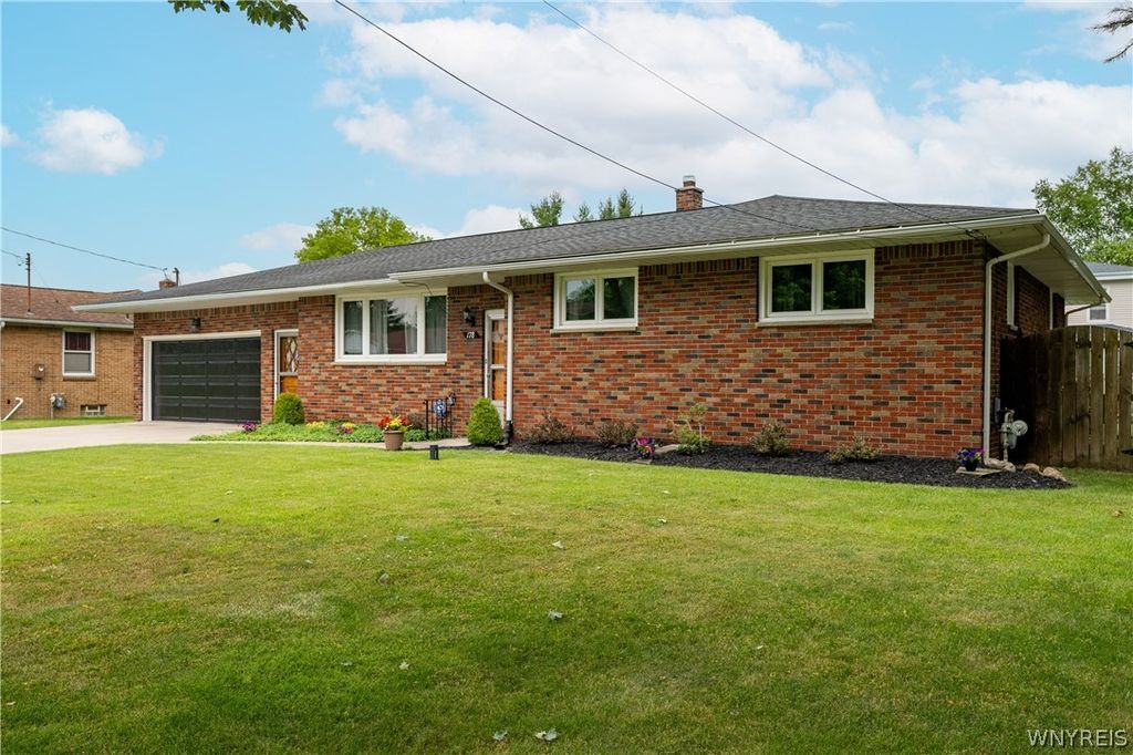 178 Bigelow Place, Cheektowaga, NY 14043