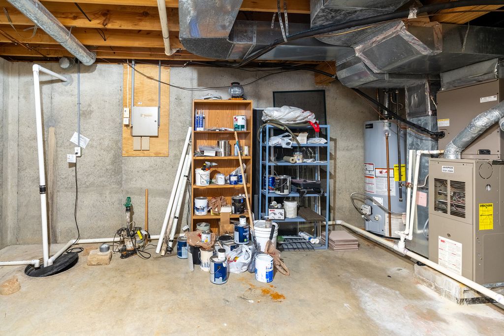 Image 43 of property listing at 36 EDGEWOOD Lane N, Centralia, IL 62801