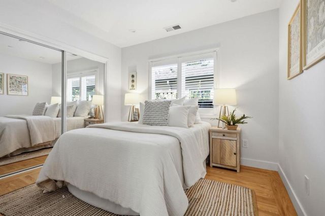 1333 Laguna Avenue, Burlingame, CA 94010