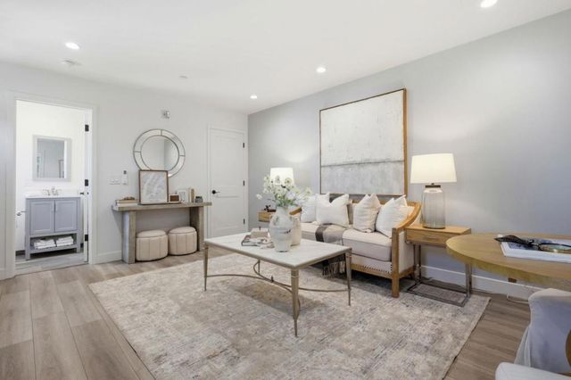 1333 Laguna Avenue, Burlingame, CA 94010