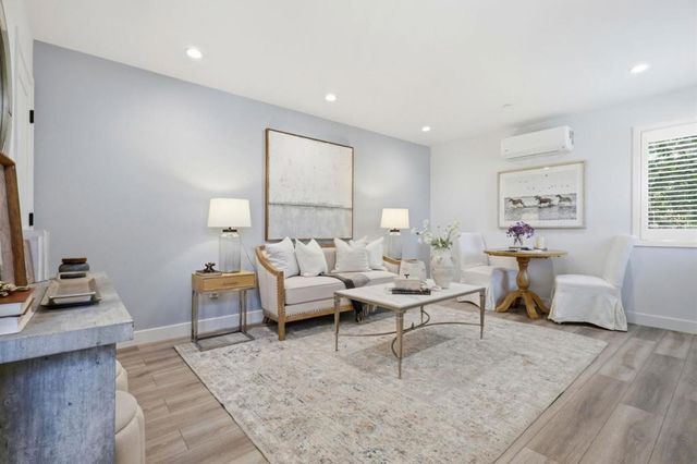 1333 Laguna Avenue, Burlingame, CA 94010