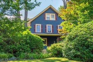 530 Up Mountain Avenue, Montclair Twp., NJ 07043