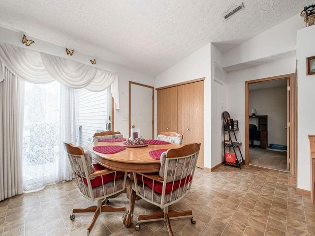 5507 Poolbeg Street, 260, Canal Winchester, OH 43110