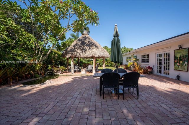 9761 SW 123rd Street, Miami, FL 33176