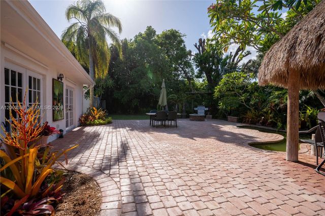 9761 SW 123rd Street, Miami, FL 33176