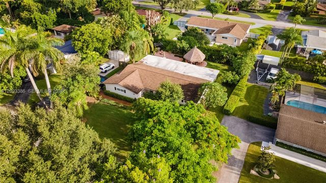 9761 SW 123rd Street, Miami, FL 33176