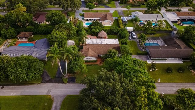 9761 SW 123rd Street, Miami, FL 33176