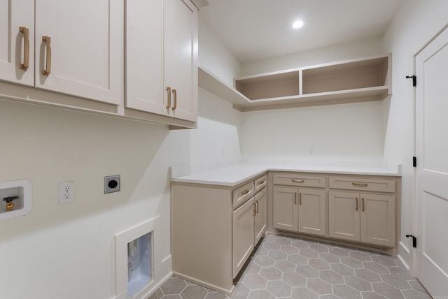 5096 Westridge Cir, Benton, AR 72019