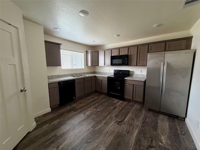 21155 Gosling Road 27B, Spring, TX 77388