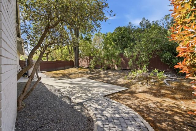 14278 Amherst Court, Los Altos Hills, CA 94022