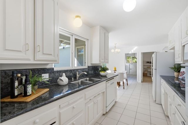 14278 Amherst Court, Los Altos Hills, CA 94022