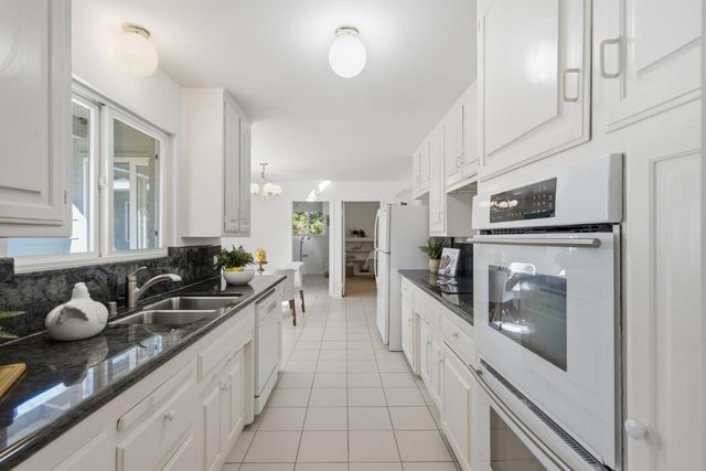 14278 Amherst Court, Los Altos Hills, CA 94022