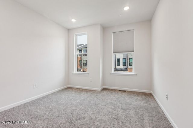 214 Jessie Place 64, New Brunswick, NJ 08901