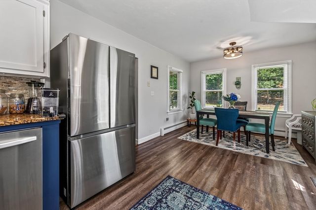 140 Elm St, Halifax, MA 02338