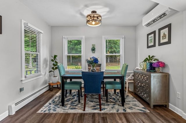140 Elm St, Halifax, MA 02338